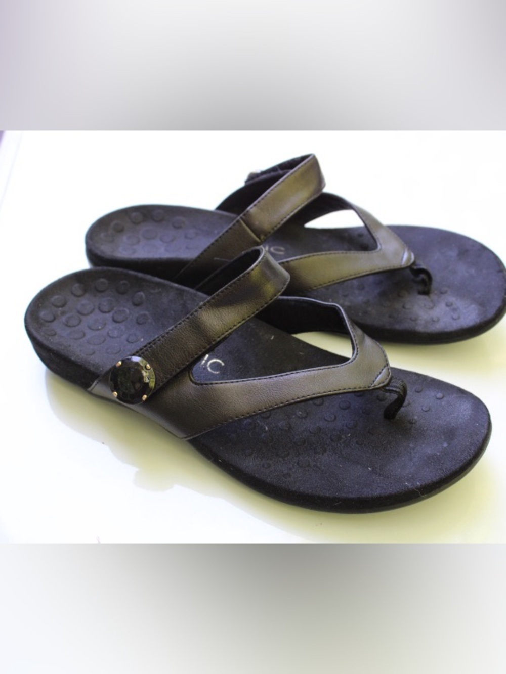 Vionic sandals - Picture 2 of 12
